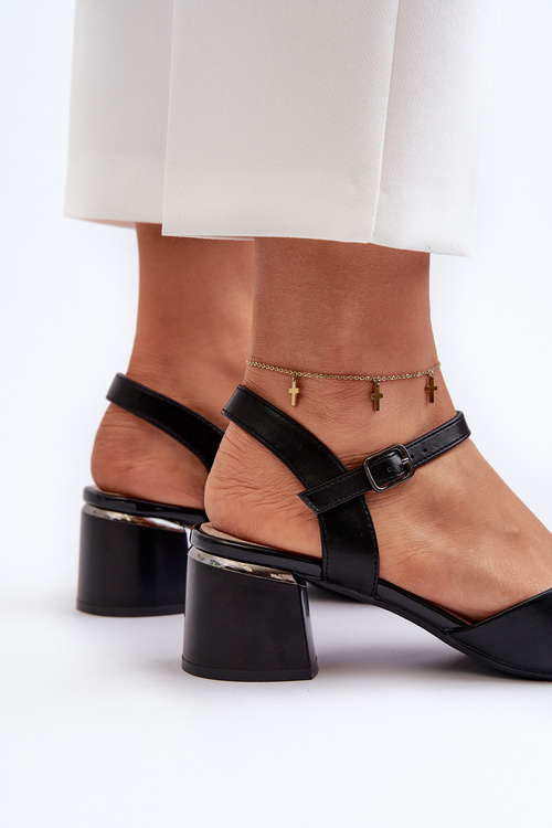 Жіночі босоніжки з екошкіри на низькому каблуці Sergio Leone SK876 чорні