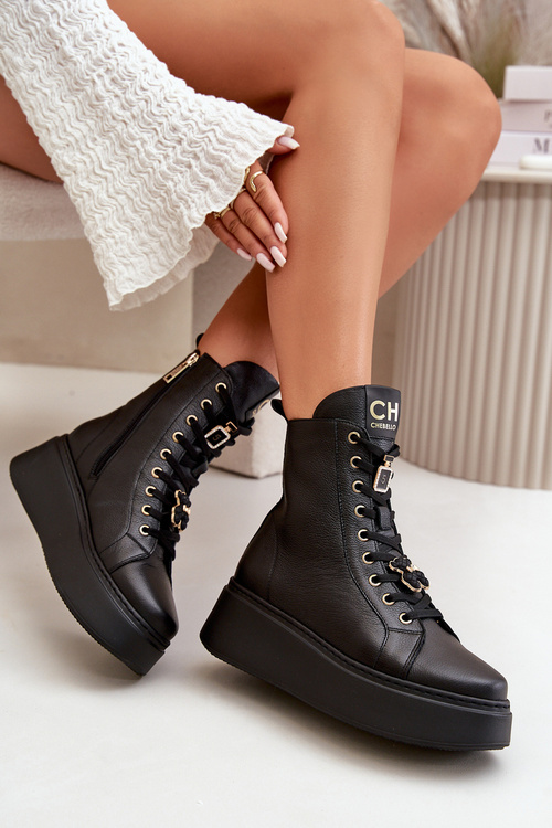 Жіночі шкіряні ботильйони робітники зі шпильками чорні CheBello 4294