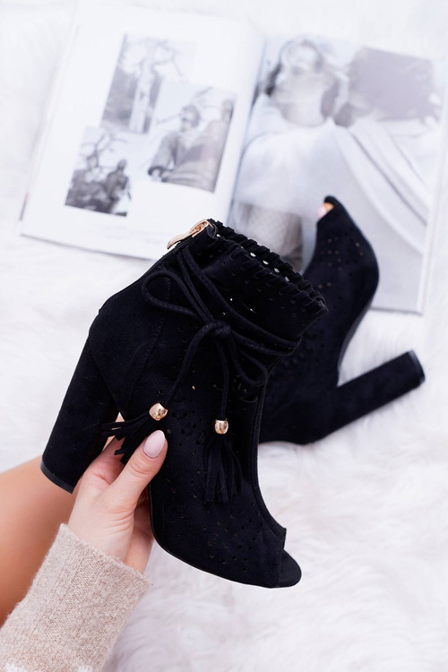 Жіночі чоботи на шпильці замшеві чорні Corinne