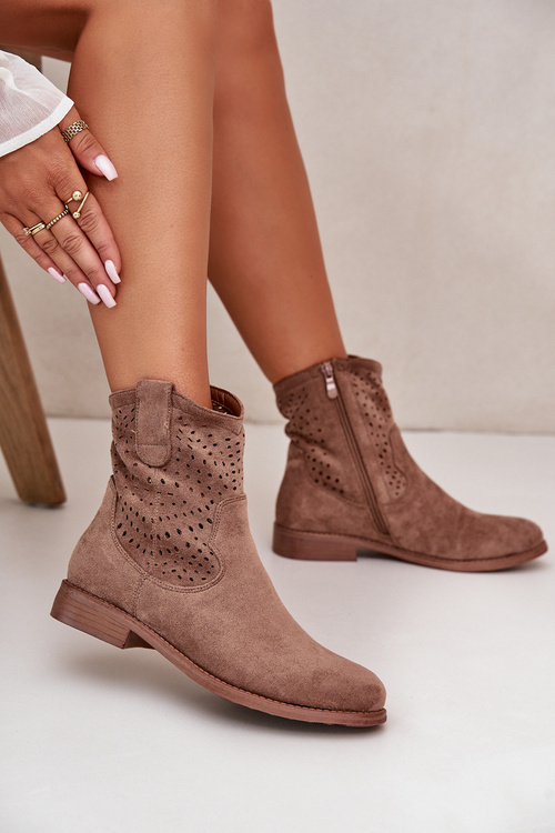 Жіночі ботильйони з перфорацією на плоскому каблуці коричневі S.Barski HY42-135