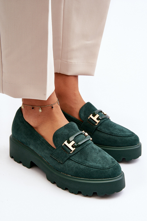 Замшеві класичні лофери з бахромою зеленого кольору Averil