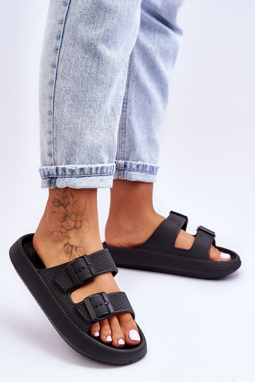 Жіночі поролонові босоніжки в смужку чорні шармен