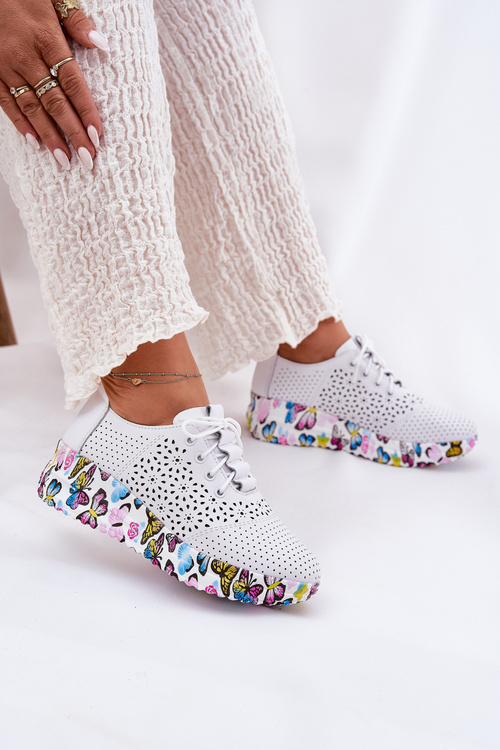 Шкіряні Перфоровані Жіночі Черевики На Танкетці Метелики Artiker 56C1618 Білі