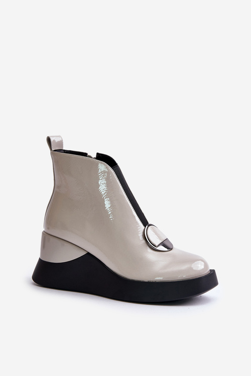 Лаковані ботильйони на танкетці, утеплені D&A MR880-136 світло-сірі