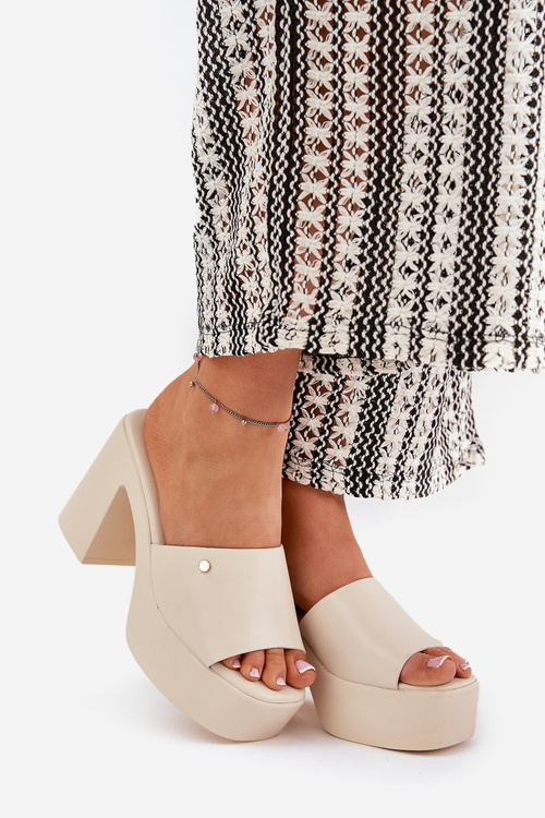 Жіночі Сандалі З Еко Шкіри На Каблуку І Платформі Світло Бежеві Tamirella