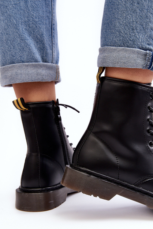 Жіночі черевики Trapper на блискавці чорного кольору Mibrasa