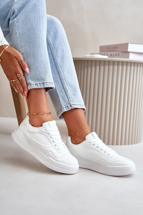 Класичні жіночі кросівки з еко шкіри Meriora білого кольору
