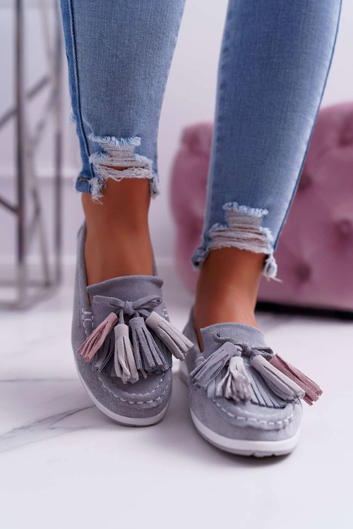 Жіночі шкіряні замшеві мокасини з бахромою сірого батисту