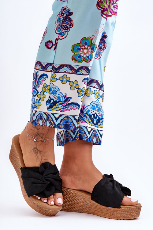 Жіночі босоніжки на платформі Black Calama