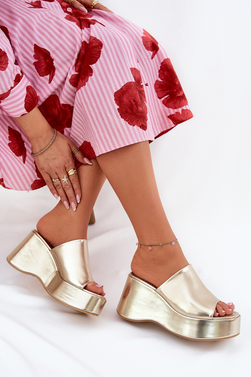 Еко Шкіряні Жіночі Сандалі На Платформі І Танкеті Золоті Kisoffi