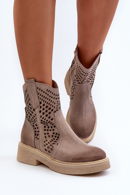 Zazoo 3470 Замшеві жіночі ботильйони на плоскій підошві з вирізом капучино