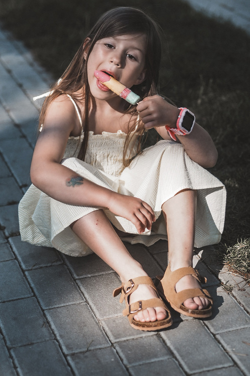 Дитячі босоніжки на корковій платформі із застібкою на липучці Camel Rorria