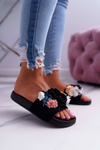 Жіночі шльопанці у квіточки, чорні Della
