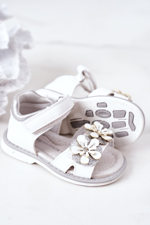 Дитячі ортопедичні босоніжки на липучці White One