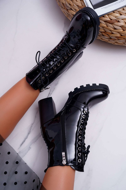 Жіночі чоботи на шпильці лаковані чорні Insist