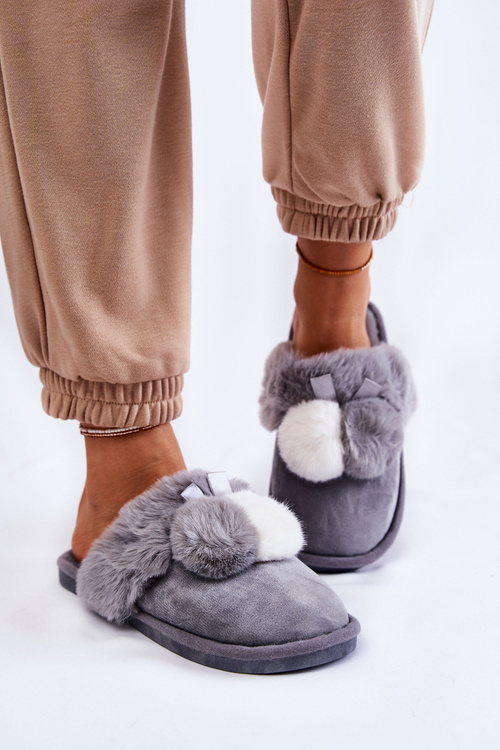 Жіночі тапочки з помпонами і хутром сірі Sahira