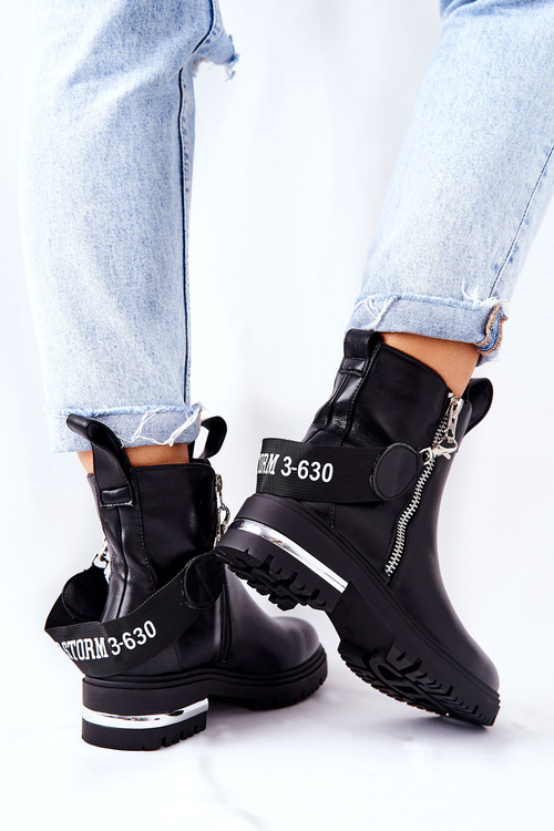 Шкіряні утеплені чоботи на блискавці Чорні Кортона