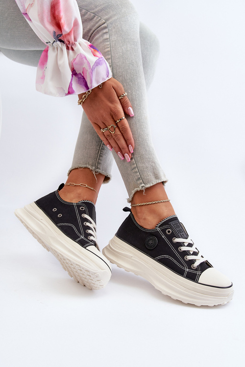 Жіночі кросівки на масивній підошві Big Star NN274125 Чорні