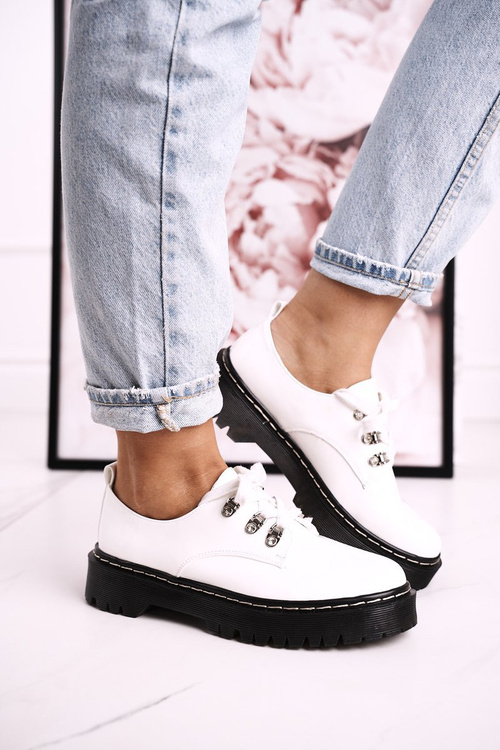 Жіночі оксфорди-броги на платформі S.Barski HX15 лаковані білі