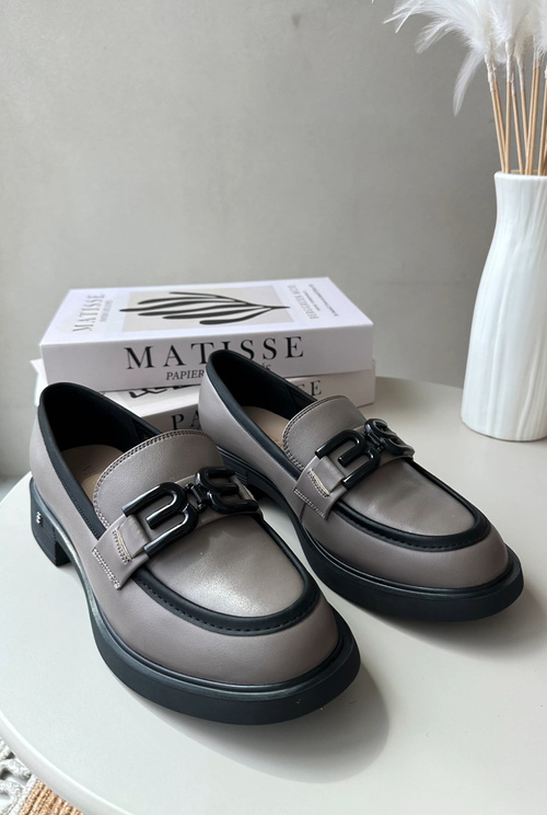 Елегантні шкіряні жіночі мокасини темно-бежеві Triana