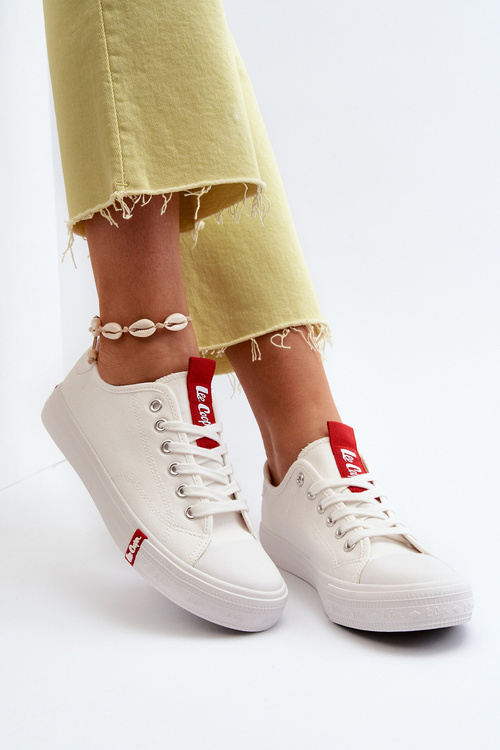 Кросівки жіночі Lee Cooper LCW-24-31-2239 Білі