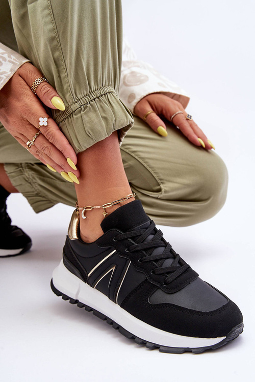 Шкіряне жіноче спортивне взуття Black Kabama