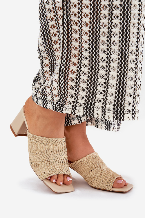 Жіночі Сандалі З Плетінням На Каблуку Бежеві Ciariloria