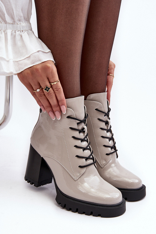 Чоботи лаковані на підборах з утеплювачем світло-сірі SBarski MR870-54