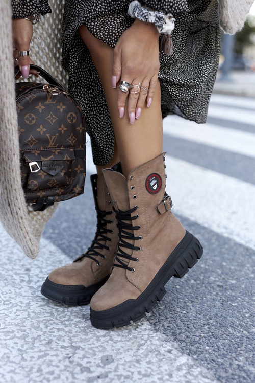 Жіночі похідні черевики на плоскій підошві коричневого кольору монопе