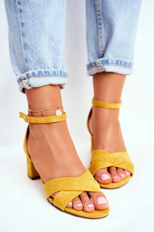 Замшеві босоніжки на високому каблуці Жовті Nela