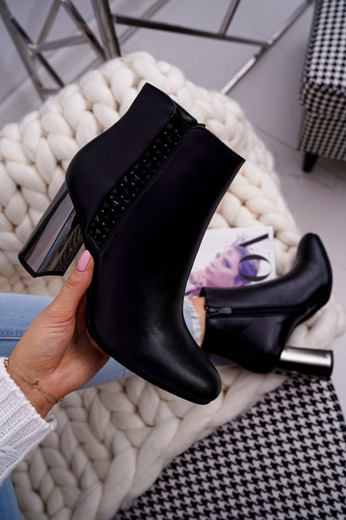 Жіночі сріблясті чоботи на шпильці Black Peve