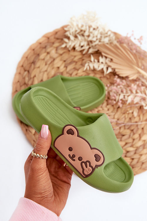 Легкі поролонові тапочки з рельєфом зеленого ведмедя