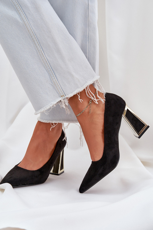 Елегантні Чоботи На Каблуку З Загостреними Носками Чорні