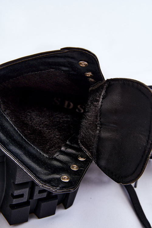 Жіночі черевики Trapper на шнурівці з теплими чорними номі