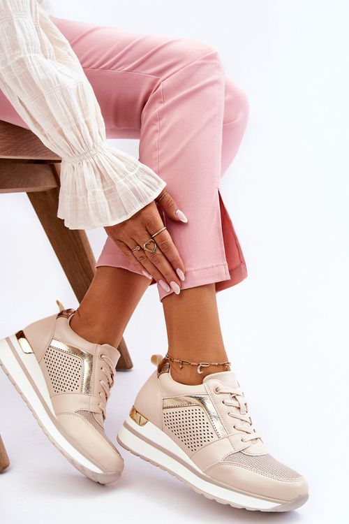 Шкіряне спортивне взуття на низькій танкетці бежевого кольору Braylen