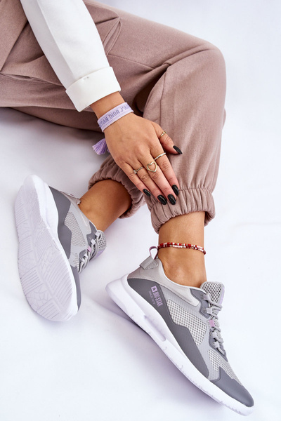 Жіноче спортивне взуття Кросівки Big Star LL274371 сірі