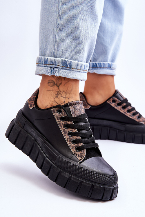 Жіночі шкіряні кросівки на платформі чорні Alison