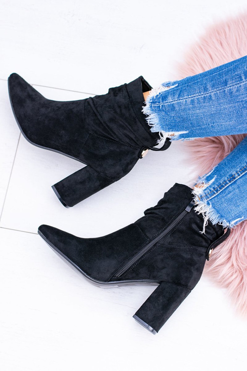 Чорні замшеві черевики Bresci