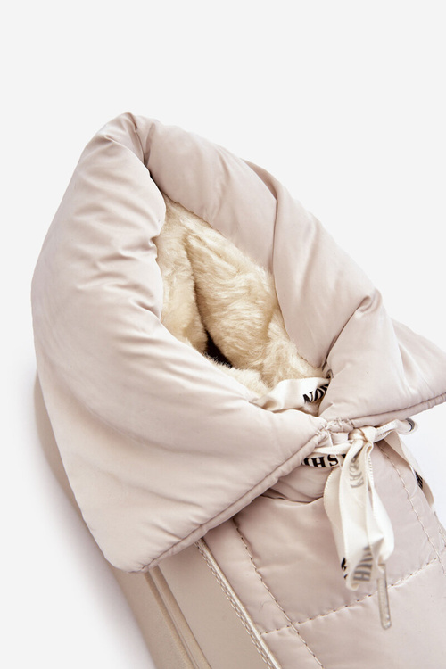 Жіночі зимові черевики з декоративною шнурівкою світло-бежевого кольору Siracna