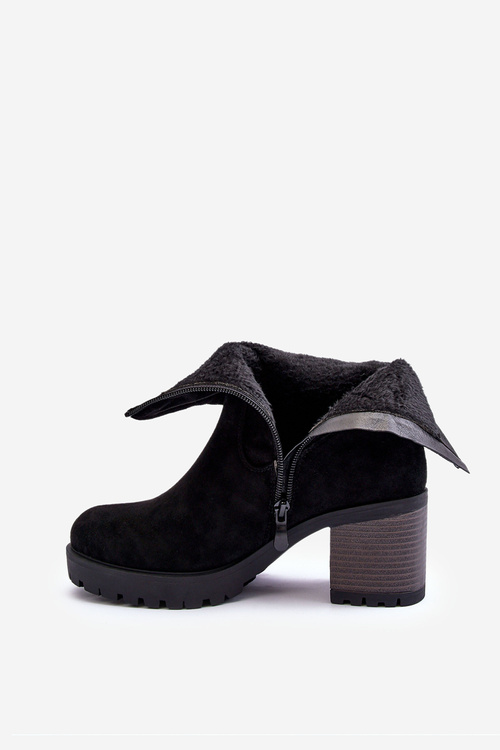 Замшеві м'яті чоботи чорні Melseo