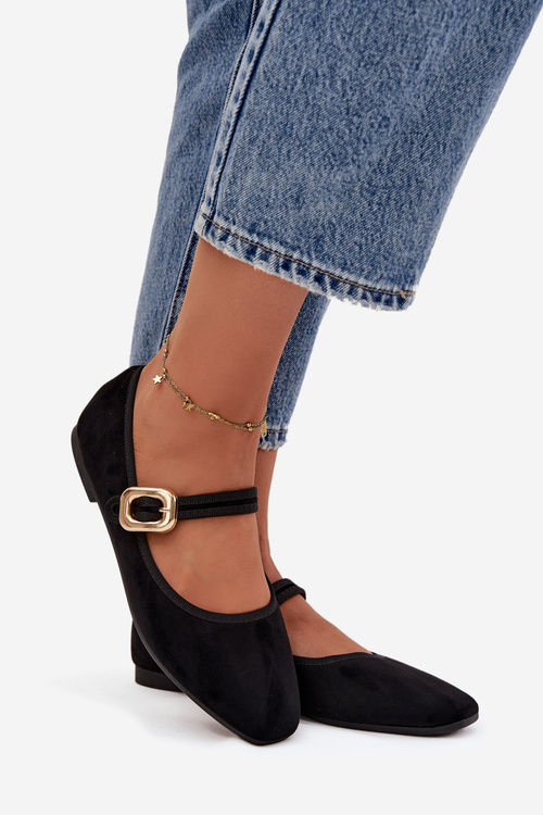 Балерінки з ремінцем і золотою пряжкою еко замшеві чорні Adelora