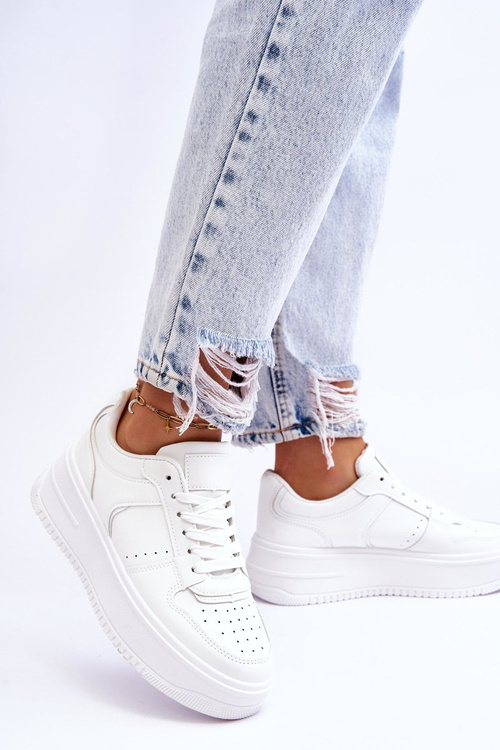 Жіноче спортивне взуття на високій платформі білого кольору Bexley