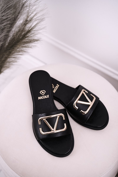 Жіночі класичні шкіряні тапочки Black Evie