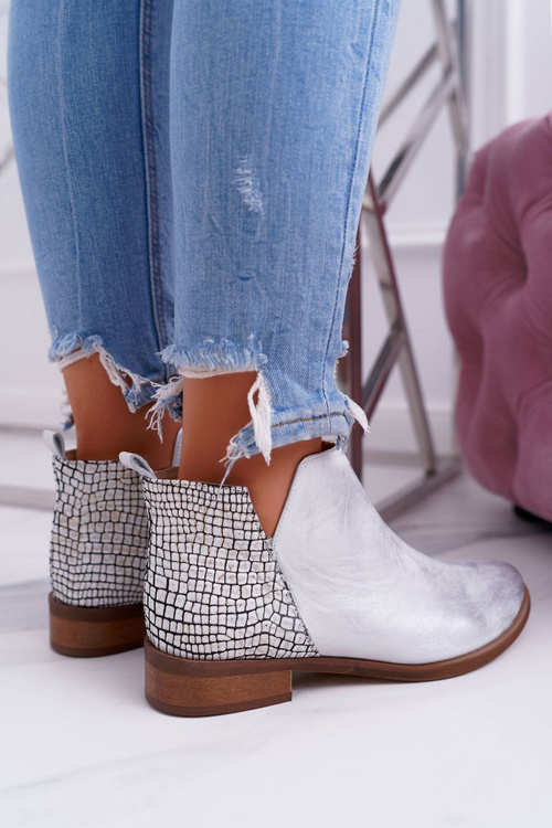 Жіночі весняні шкіряні черевики на плоскому каблуці Silver Madness