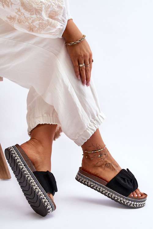 Жіночі замшеві тапочки з бантом чорні Lauria