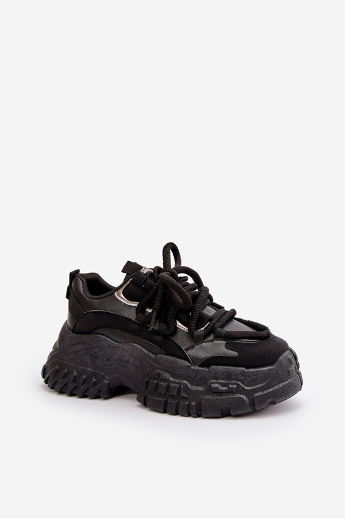 Жіночі кросівки на масивній підошві чорні Nevela