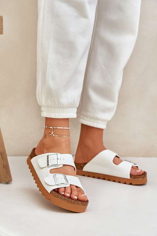 Класичні жіночі тапочки Big Star LL274480 білі