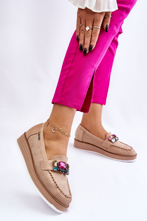 Жіночі лофери на платформі з прикрасами бежеві Adelyn