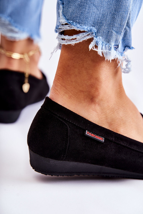 Жіночі замшеві лофери на танкетці чорні La Cava