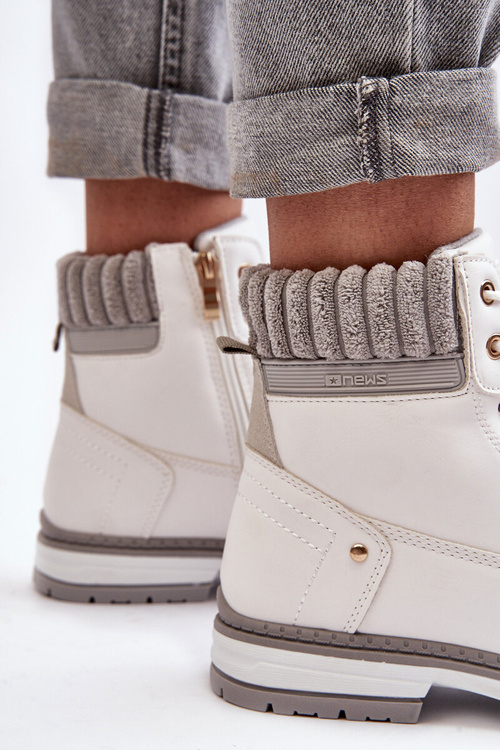 Жіночі шкіряні зимові черевики з підкладкою білого кольору Katalis